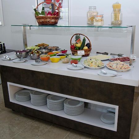 Hotel Adaria Вера Екстериор снимка