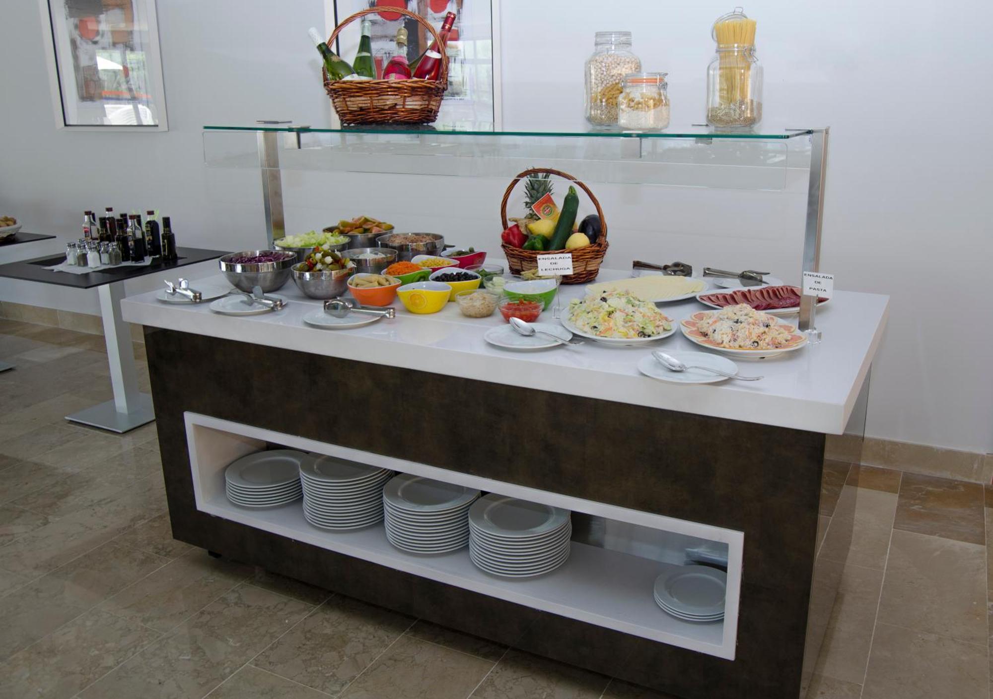 Hotel Adaria Вера Екстериор снимка