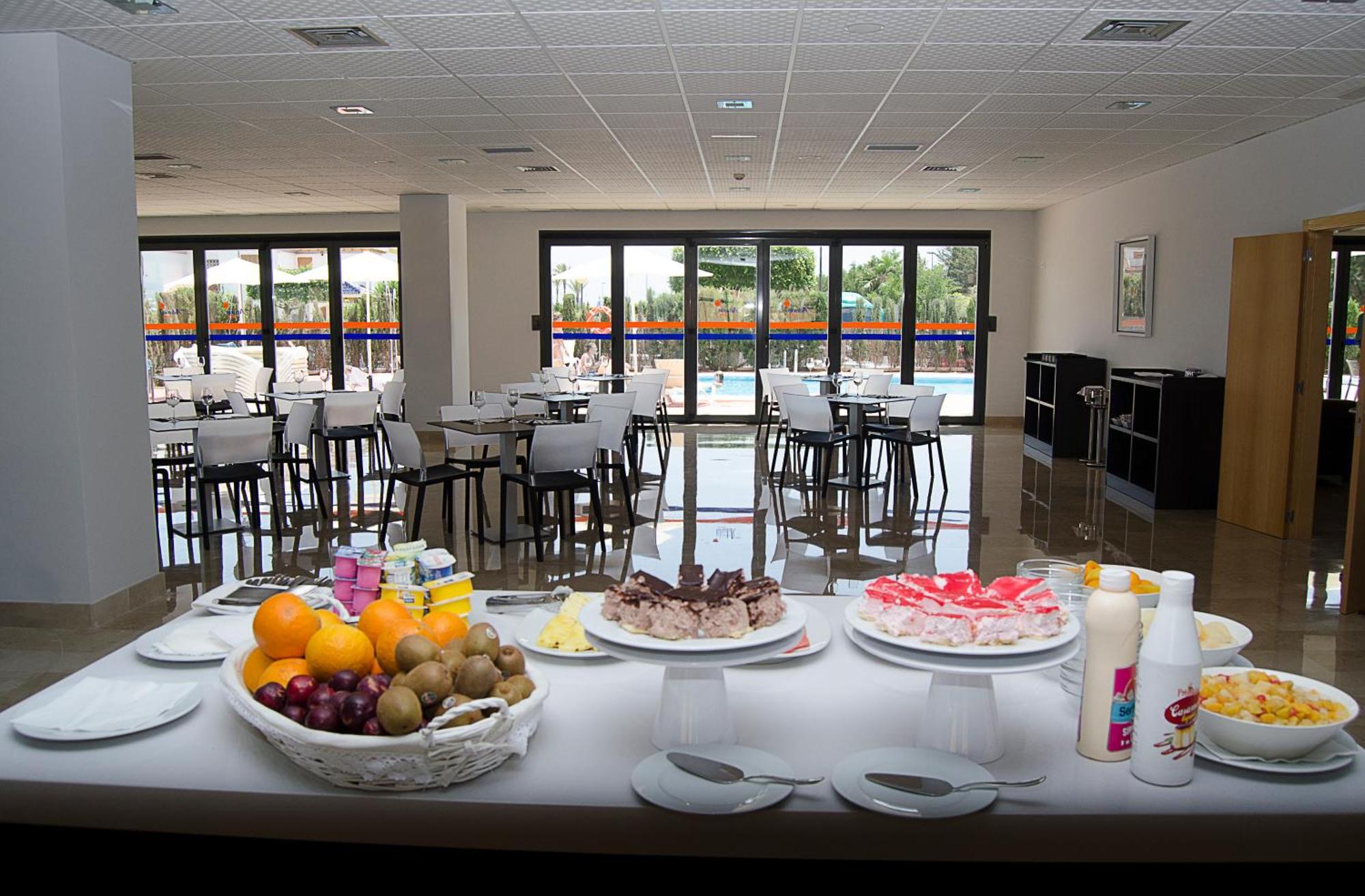 Hotel Adaria Вера Екстериор снимка