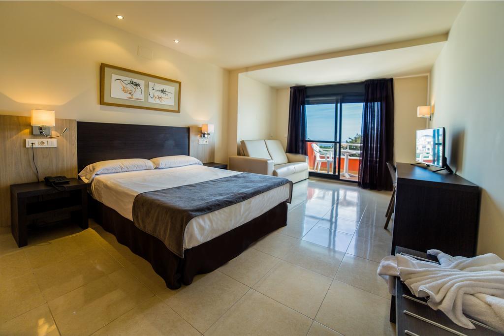 Hotel Adaria Вера Екстериор снимка